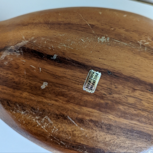 Large Wooden Monkey Pod Pineapple Dish - Picture 7 of 8